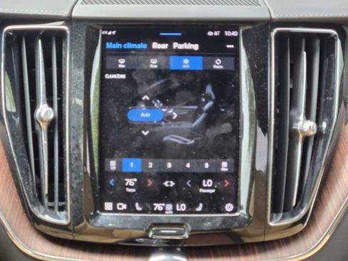 Used 2023 Volvo XC60 B5 Ultimate w/ Protection Package Premier FWD image 19