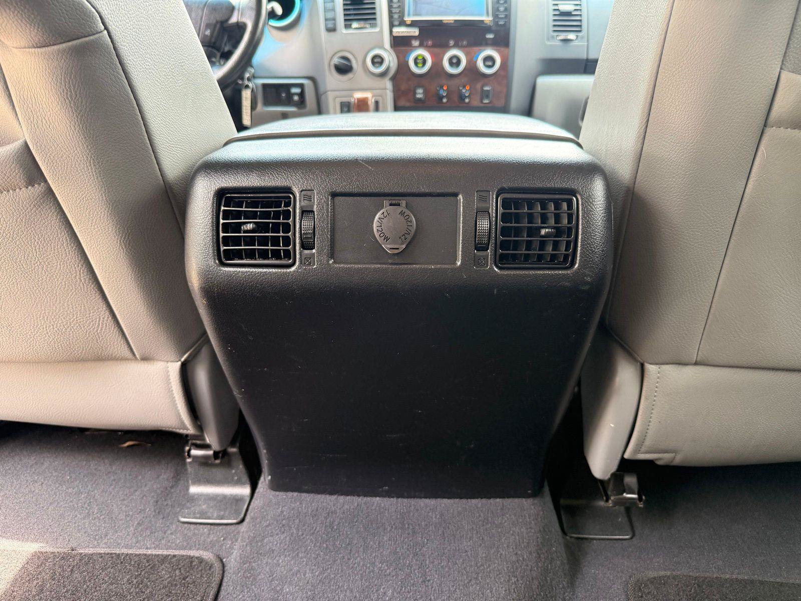 Used 2012 Toyota Tundra Limited w/ Platinum Pkg AWD/4WD image 34