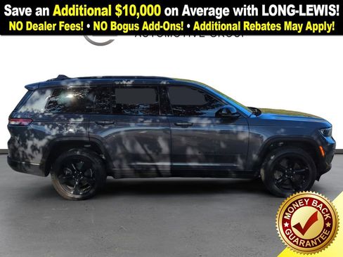 Used 2022 Jeep Grand Cherokee L Laredo image 8