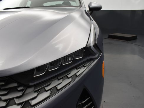 Used 2024 Kia K5 LXS image 6