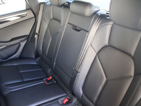 New 2026 Porsche Macan image 28