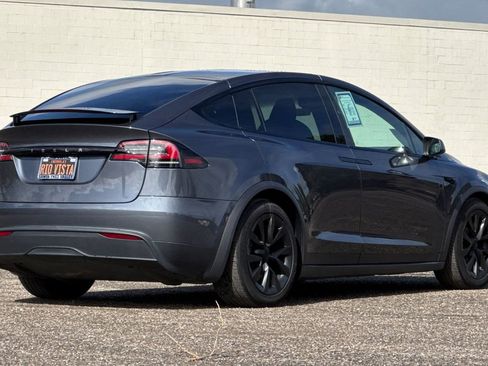 Used 2023 Tesla Model X image 4