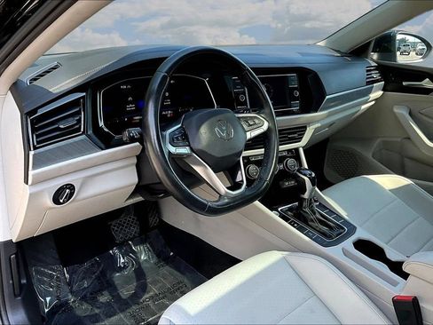 Used 2023 Volkswagen Jetta SE FWD image 18