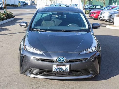 Used 2021 Toyota Prius LE w/ Carpet Mat Package (TMS) image 2