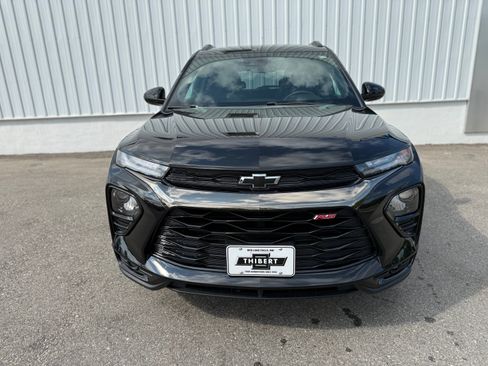 Used 2023 Chevrolet TrailBlazer RS w/ Sun and Liftgate Package image 3