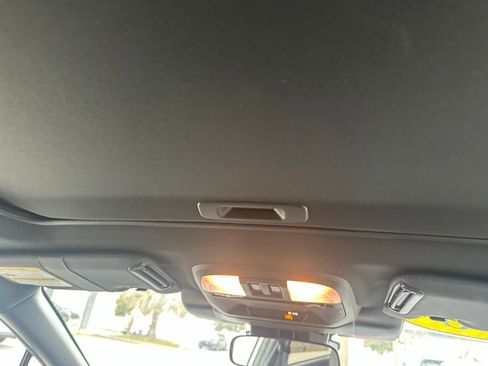 Used 2025 Subaru Crosstrek 2.5i Sport image 19