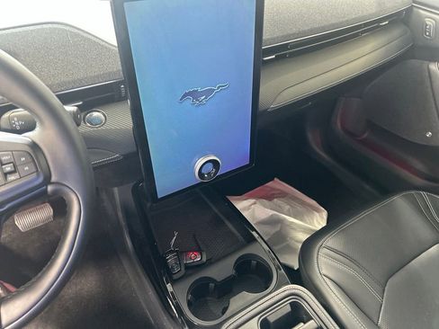 Used 2025 Ford Mustang Mach-E Premium AWD/4WD image 5