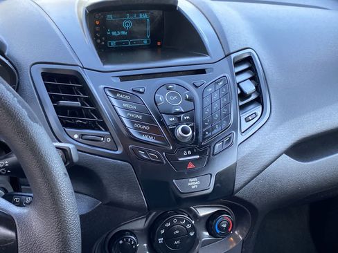 Used 2016 Ford Fiesta S image 32