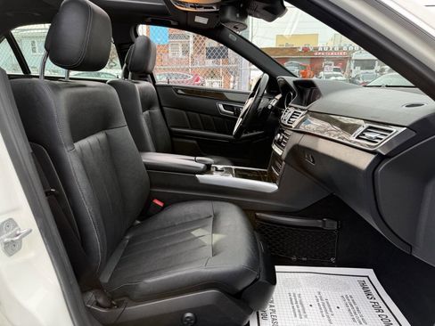 Used 2014 Mercedes-Benz E 350 4MATIC Sedan image 12