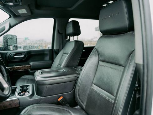 Used 2021 GMC Sierra 3500 Denali w/ Denali Ultimate Package image 20