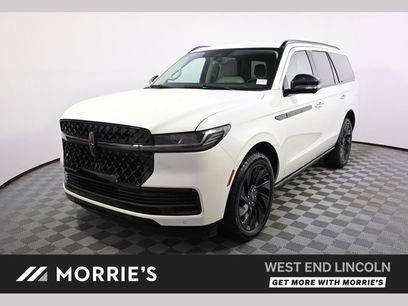 New 2026 Lincoln Navigator Reserve w/ Jet Appearance Package