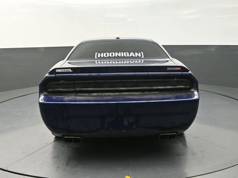 Used 2014 Dodge Challenger SRT8 RWD image 7