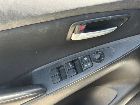Used 2017 Toyota Yaris iA FWD image 6