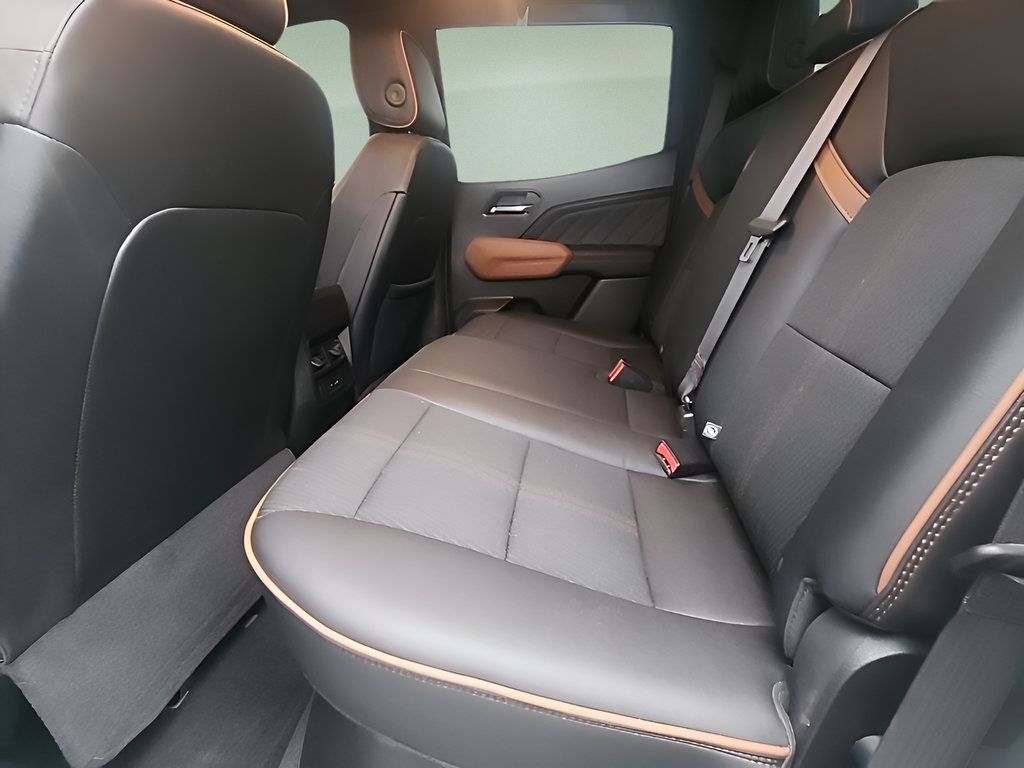 Used 2023 GMC Canyon AT4 AWD/4WD image 22