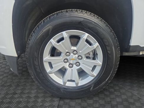 Used 2022 Chevrolet Colorado LT w/ Fleet Safety Package RWD image 34