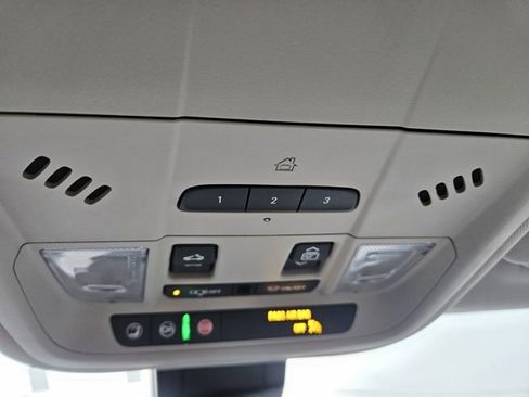 Certified 2023 GMC Terrain Denali w/ Denali Premium Package image 39