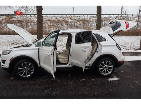 Used 2015 Lincoln MKC AWD w/ Equipment Group 101A Select image 17