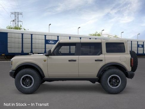 New 2026 Ford Bronco Badlands AWD/4WD image 3