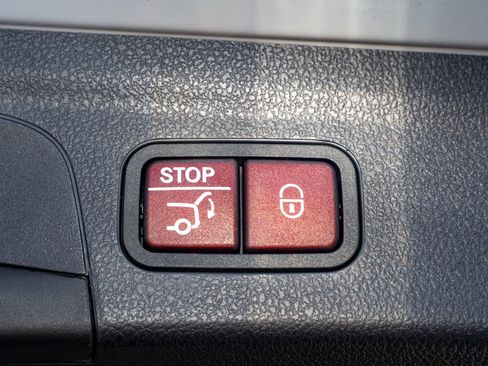 Used 2024 Mercedes-Benz GLE 53 AMG 4MATIC image 10