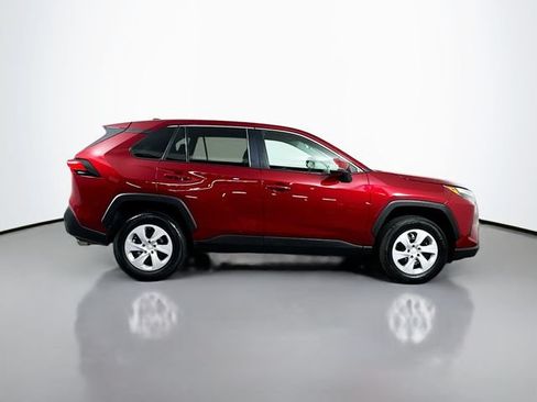 Used 2024 Toyota RAV4 LE AWD/4WD image 9