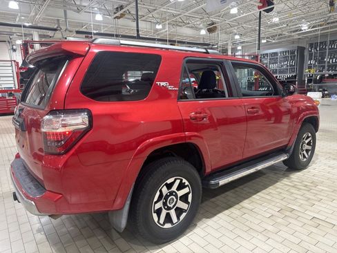 Used 2018 Toyota 4Runner TRD Off-Road AWD/4WD image 6