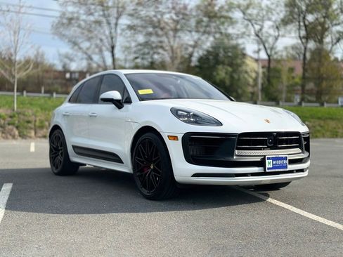 Used 2022 Porsche Macan GTS AWD/4WD image 8