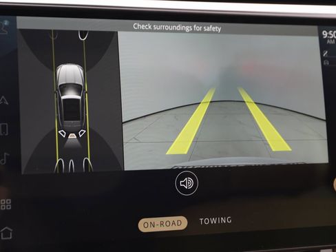 Used 2023 Jaguar F-PACE S image 11