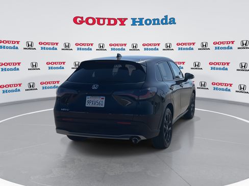Used 2025 Honda HR-V Sport image 8