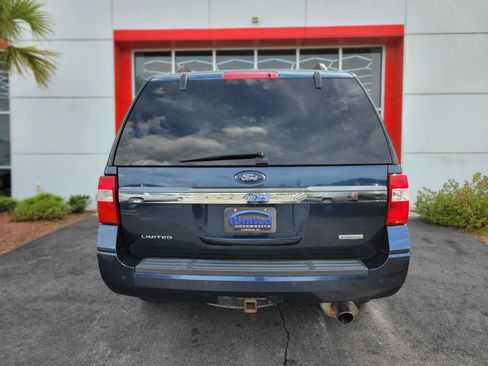 Used 2017 Ford Expedition Limited w/ Equipment Group 301A RWD image 5