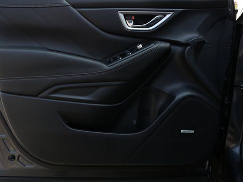 Used 2019 Subaru Forester Limited image 14