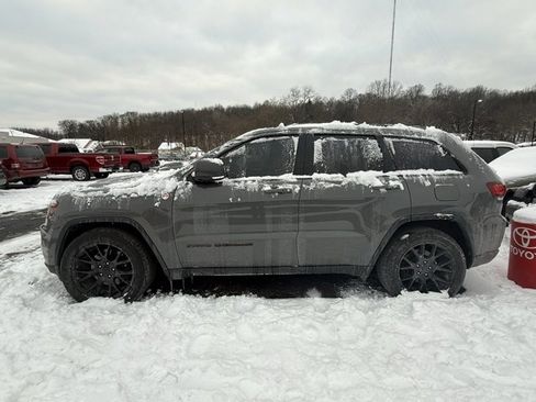 Used 2020 Jeep Grand Cherokee Trailhawk w/ Trailhawk Luxury Group image 4