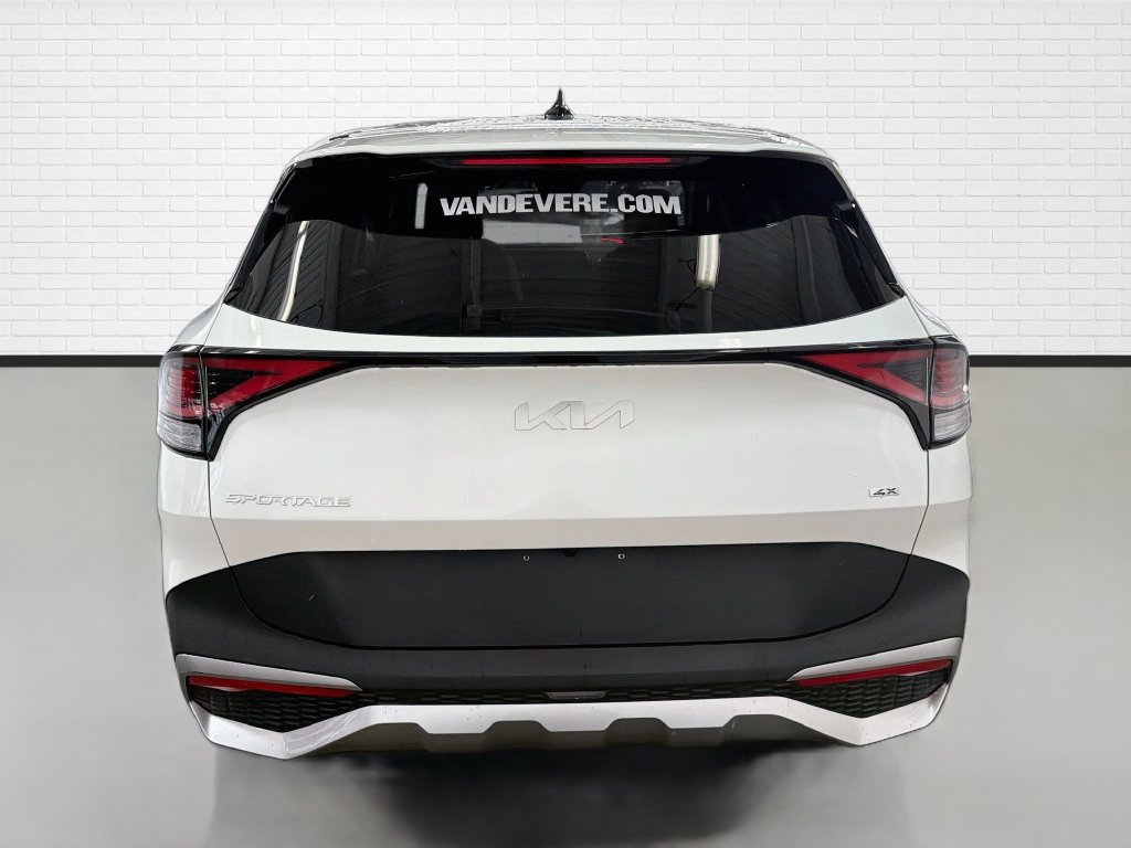 Used 2023 Kia Sportage LX AWD/4WD image 8