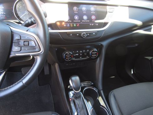 Used 2022 Buick Encore GX Select w/ Sport Touring Package FWD image 18