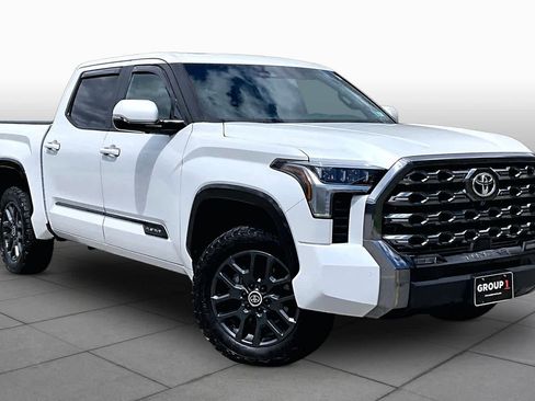Used 2024 Toyota Tundra Platinum AWD/4WD image 3