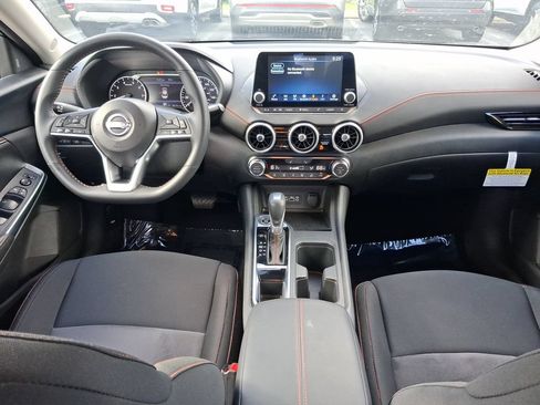 Used 2025 Nissan Sentra SR w/ Midnight Edition FWD image 16