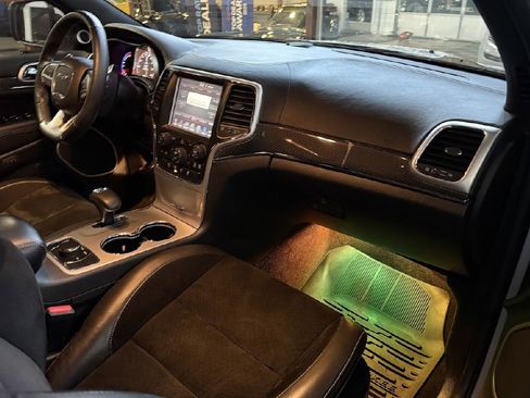 Used 2014 Jeep Grand Cherokee SRT8 w/ Luxury Group II image 13