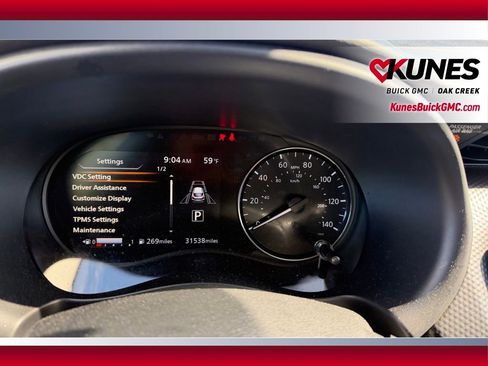 Used 2024 Nissan Kicks SV FWD image 15