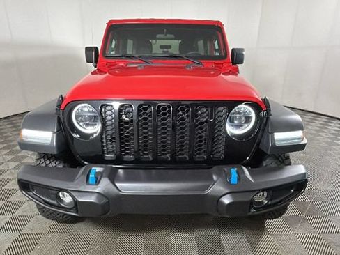 Used 2023 Jeep Wrangler Unlimited w/ Cold Weather Group AWD/4WD image 7