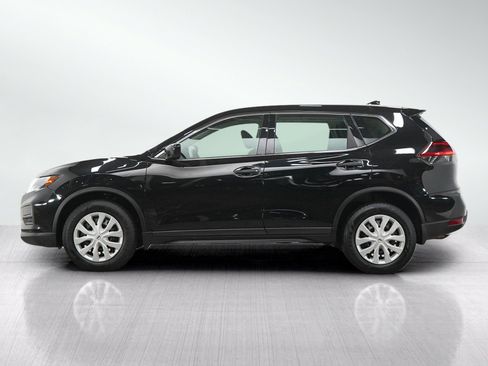 Used 2020 Nissan Rogue S AWD/4WD image 2