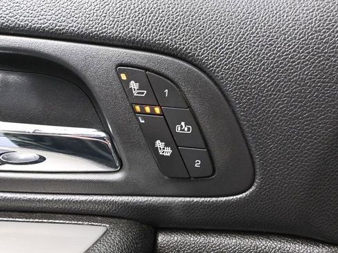 Used 2008 Chevrolet Suburban LT w/ LT Preferred Equipment Group image 24