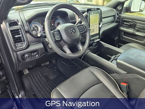 Used 2022 RAM 2500 Limited AWD/4WD image 2