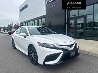 Used 2024 Toyota Camry SE w/ Cold Weather Package AWD/4WD video 1
