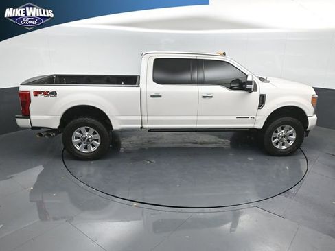 Used 2019 Ford F250 Platinum w/ Platinum Ultimate Package AWD/4WD image 16