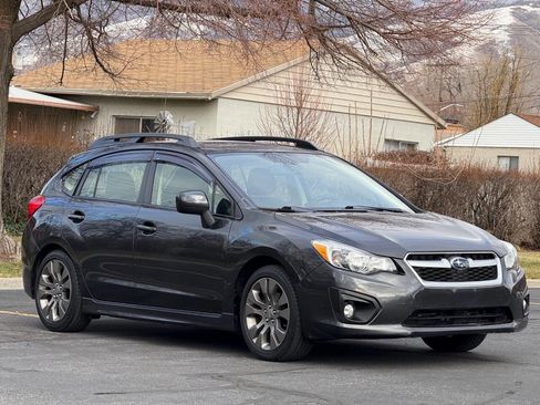 Used 2014 Subaru Impreza 2.0i Sport Premium image 3