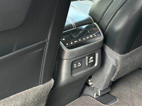 Used 2023 INFINITI QX60 Sensory w/ Cargo Package AWD/4WD image 19