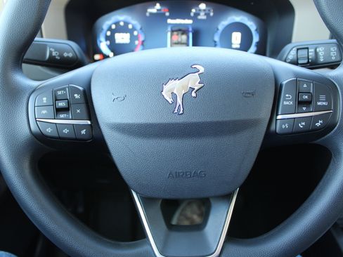 Used 2025 Ford Bronco Sport Big Bend image 18