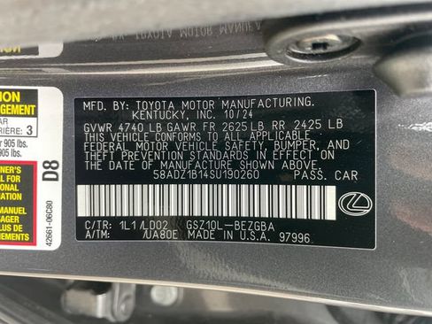 Used 2025 Lexus ES 350 w/ Premium Package FWD image 18