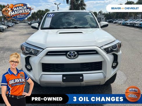 Used 2024 Toyota 4Runner TRD Off-Road image 3