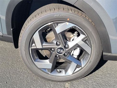 New 2026 Hyundai Venue SEL image 9