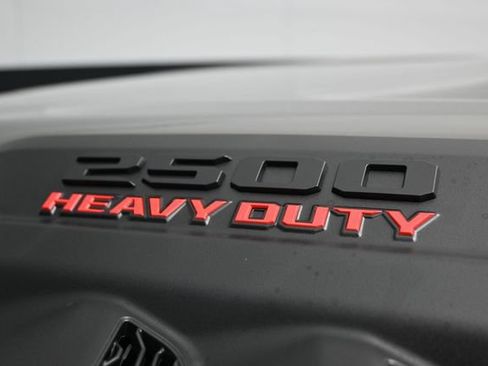 New 2026 RAM 2500 Laramie AWD/4WD image 16